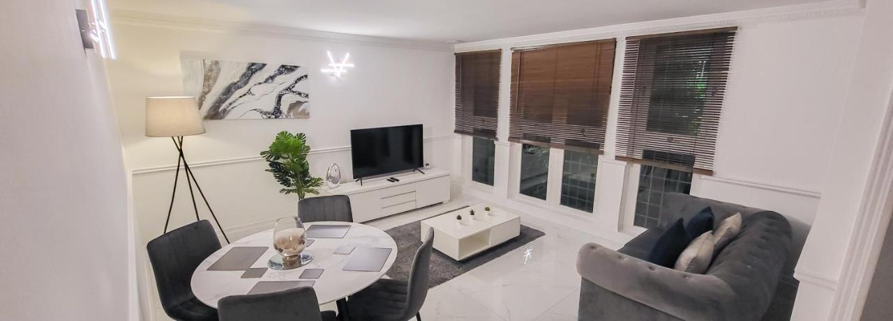Stunning 2 Bedroom Apartment In Canary Wharf - Morland Apartments Londýn Exteriér fotografie