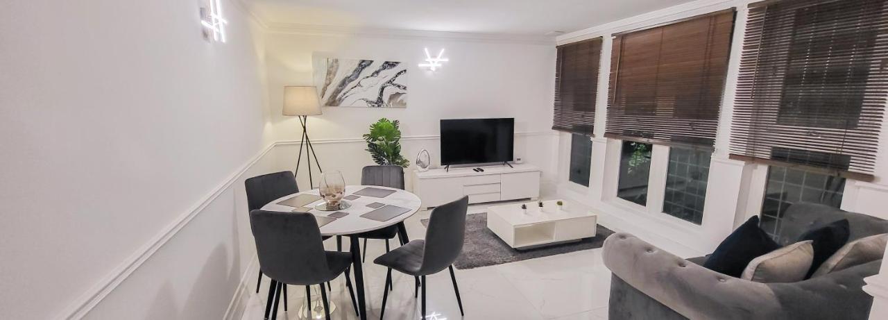 Stunning 2 Bedroom Apartment In Canary Wharf - Morland Apartments Londýn Exteriér fotografie